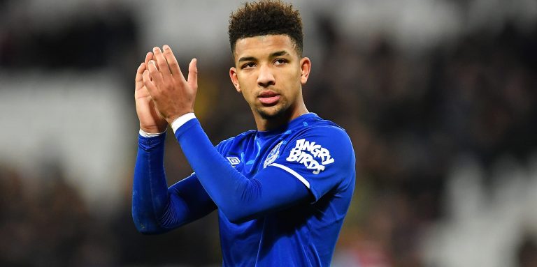 Everton have opened talks with Holgate over new contract
