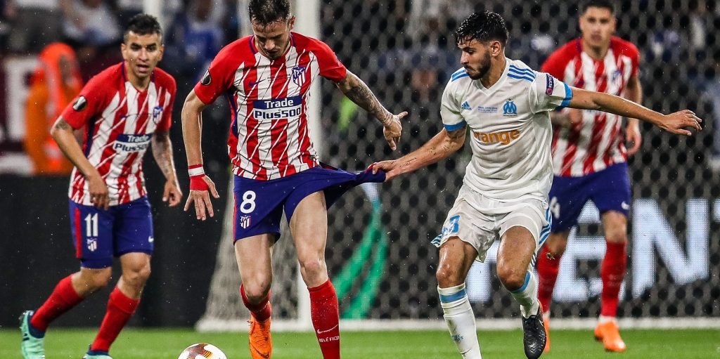 Everton are set to battle West Ham for Sanson