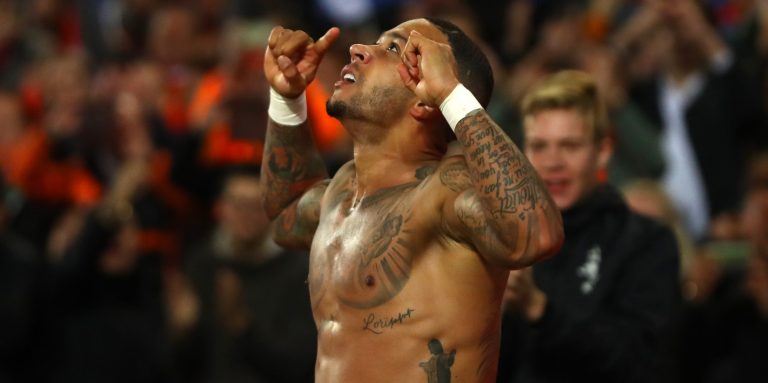 Lyon have opened contract talks with Memphis Depay amid Everton interest