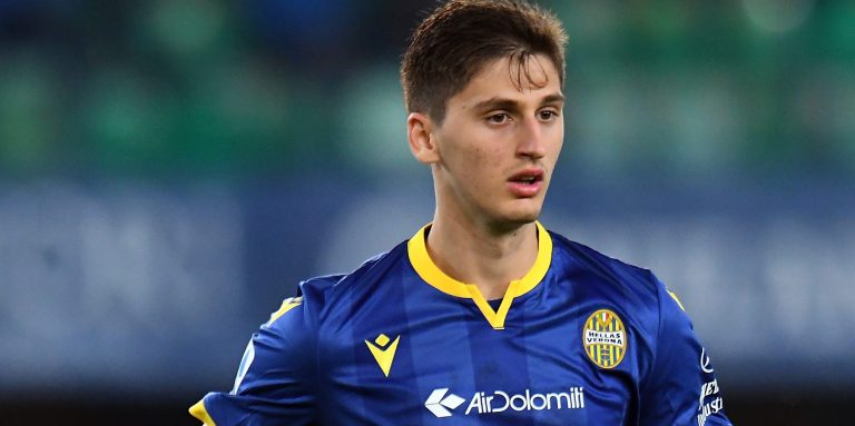 Chelsea join Everton in pursuit of Hellas Verona defender Kumbulla