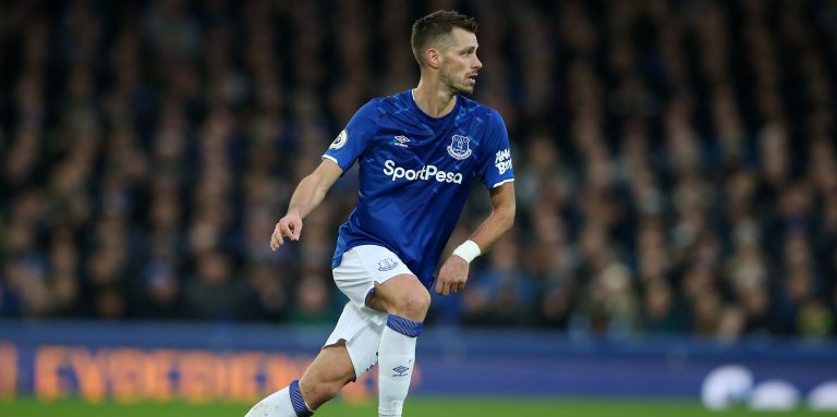 Everton fans are disappointed to see Schneiderlin out after knee surgery