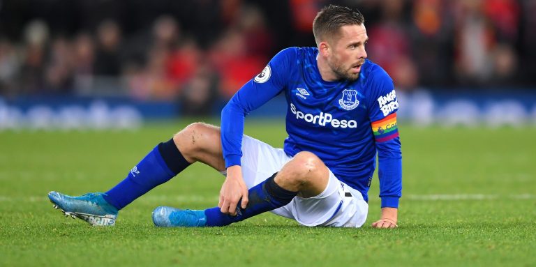 Everton could sell Sigurdsson to raise summer transfer funds