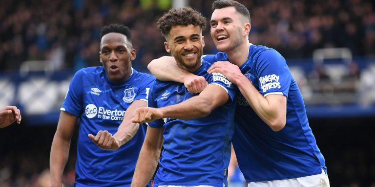 Everton fans react to Calvert-Lewin winter break trip