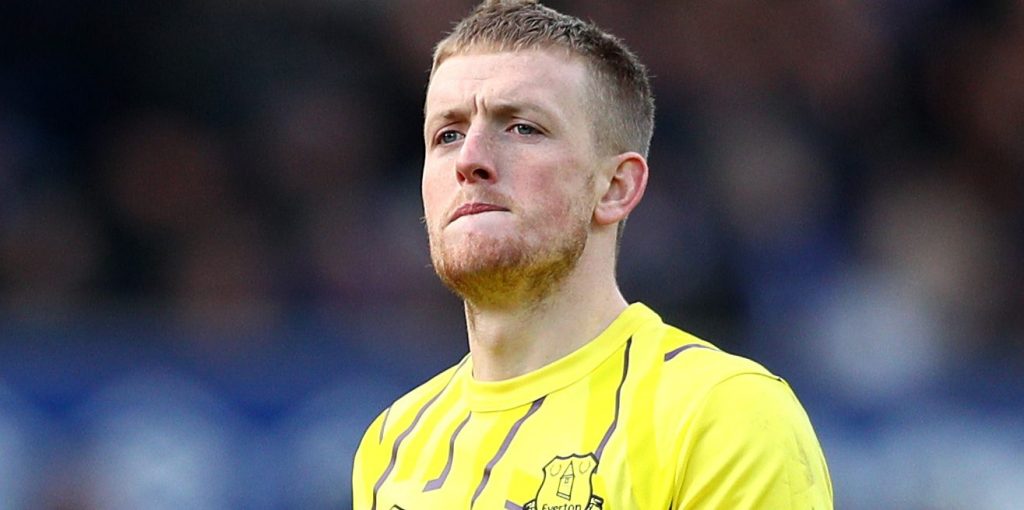 Five goalkeepers that Everton could replace Jordan Pickford with