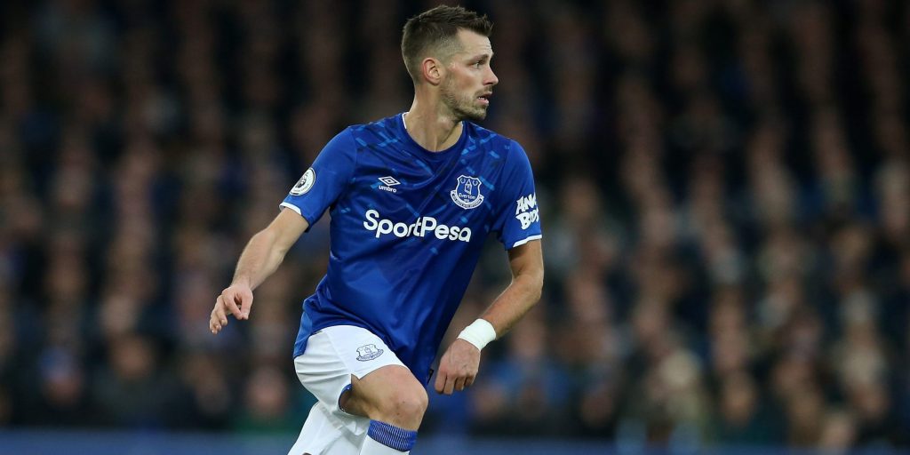 Everton accept bid from Nice for Morgan Schneiderlin