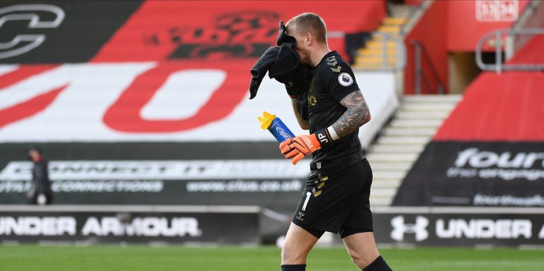 Everton Goalkeeper Hires Bodyguards after Safety Fears