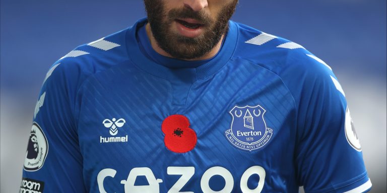 Everton Resting Dominic Calvert-Lewin for Cenk Tosun Could Be a Major Mistake