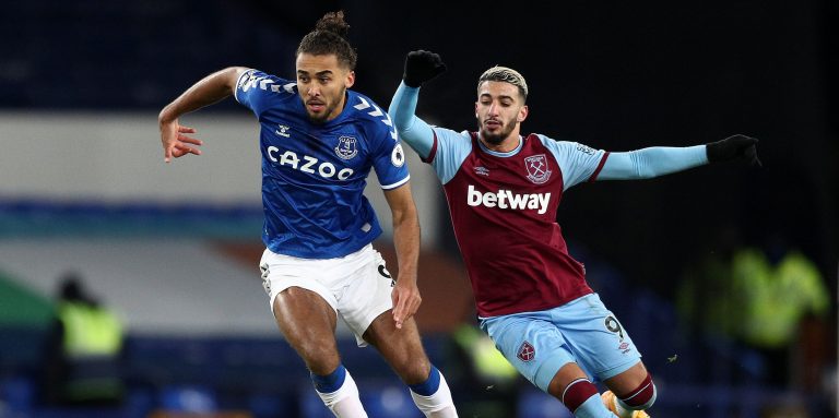 Everton trail Parma in race to sign Josh Zirkzee on loan
