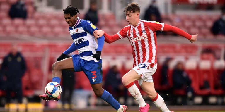 Everton to miss out on Omar Richards