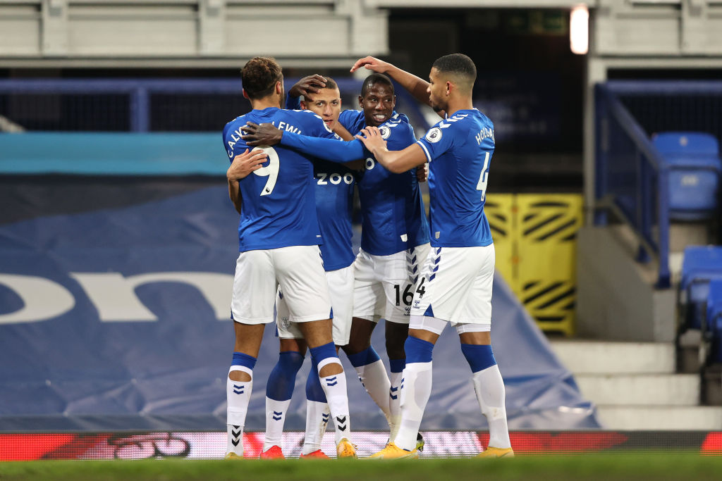 Virals: Two Toffees Talk All Things Club and Country