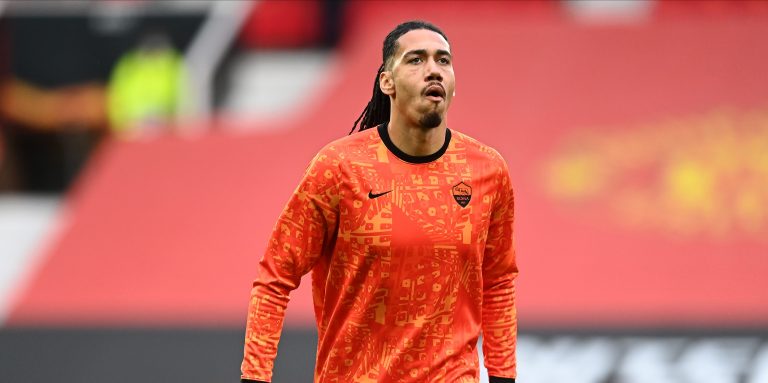 Kevin Phillips Endorses Everton-linked Chris Smalling for PL Return