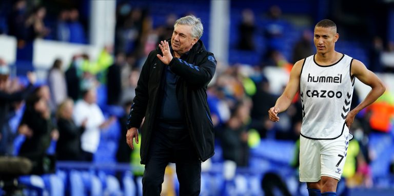 Noel Whelan Claims Next Everton Boss Must Appease Stars