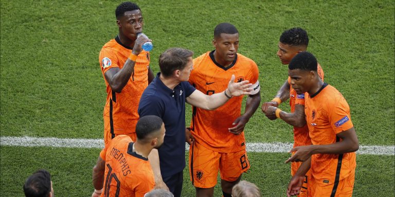 Virals: Fabrizio Romano Issues Everton Update on Denzel Dumfries