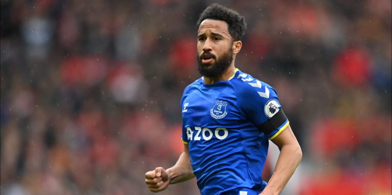 Virals: Townsend reveals story behind Everton shirt claim