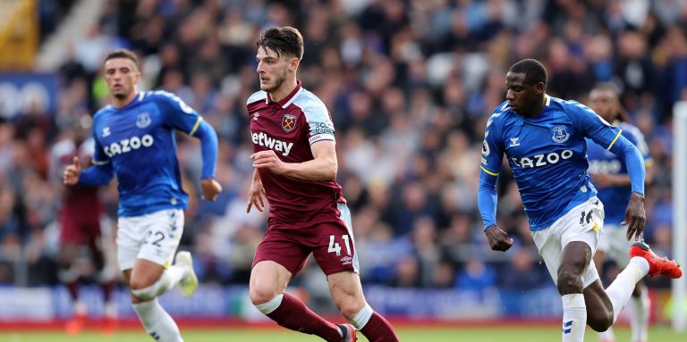 Virals: Paul Joyce confirms injury concern for Everton