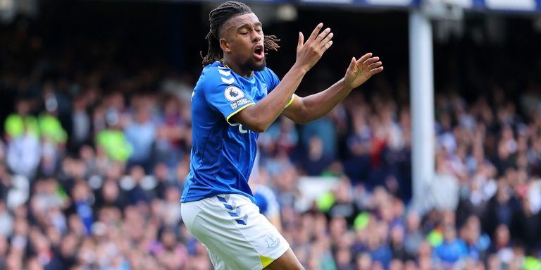 Steve Nichol brutalises Alex Iwobi after Everton miss