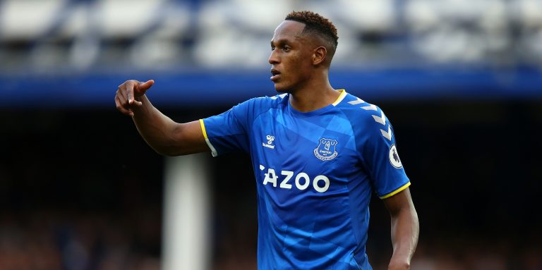 Virals: Yerry Mina returns to ‘light training’ ahead of EPL return