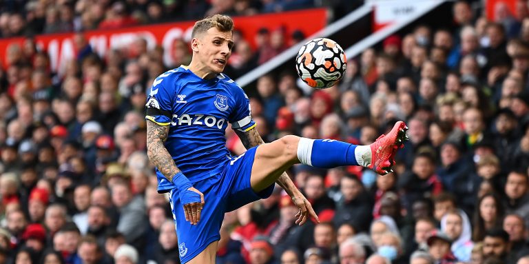 Pundit believes ‘no-nonsense’ Rafa Benitez will shun Lucas Digne