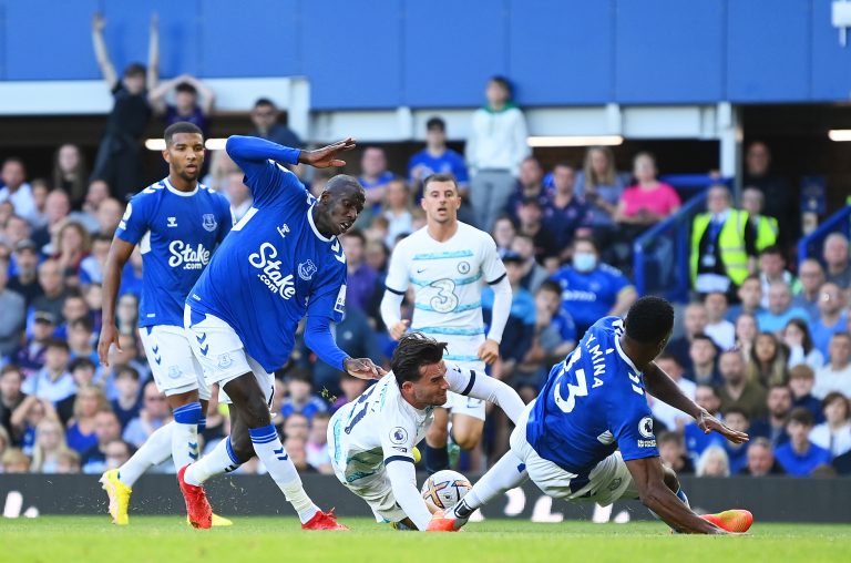Abdoulaye Doucoure in action for Everton against Chelsea