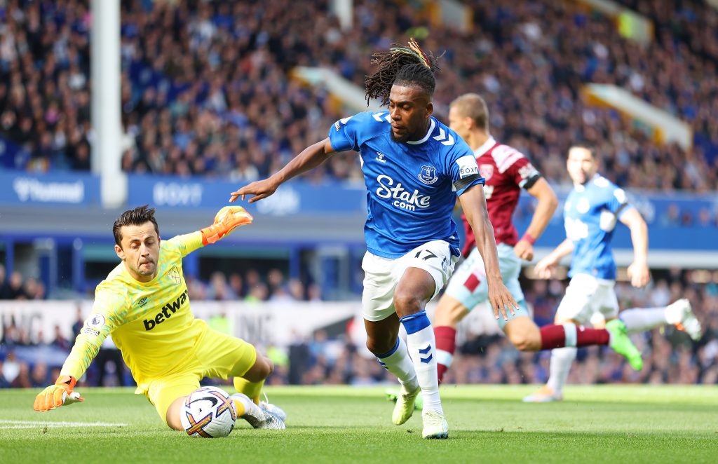 Alex Iwobi in action for Everton