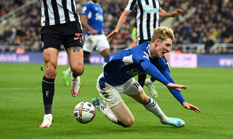Anthony Gordon may not sign a new contract at Everton