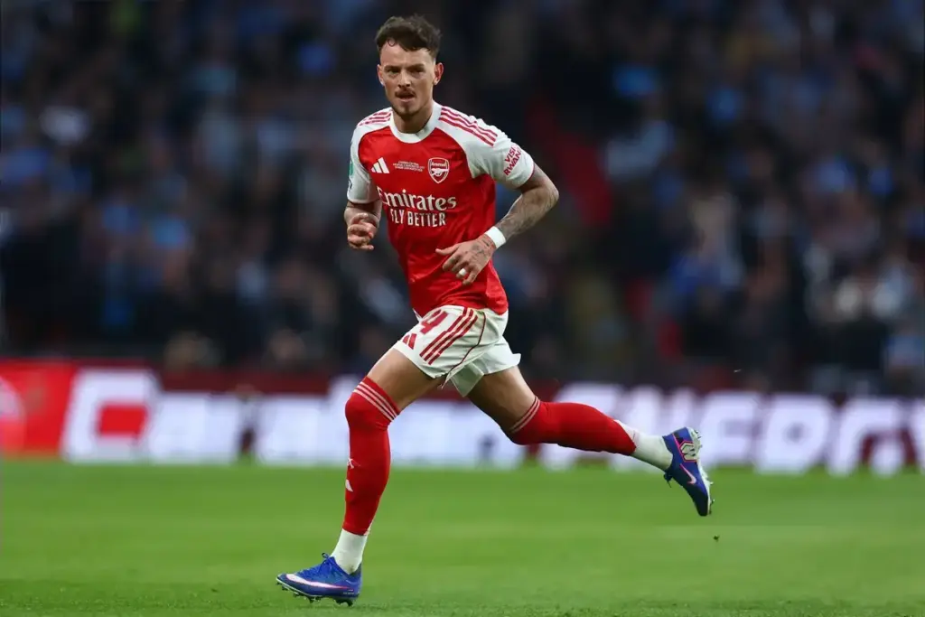 Everton interested in signing Ben White from Arsenal