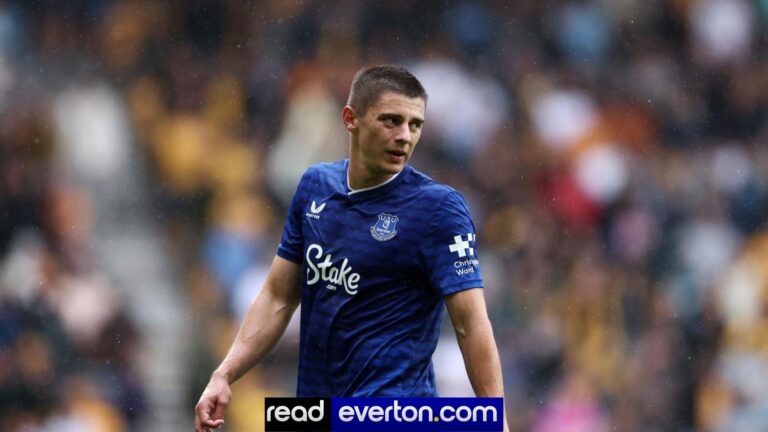 David Moyes desperate to tie Vitalii Mykolenko to new deal, no agreement yet