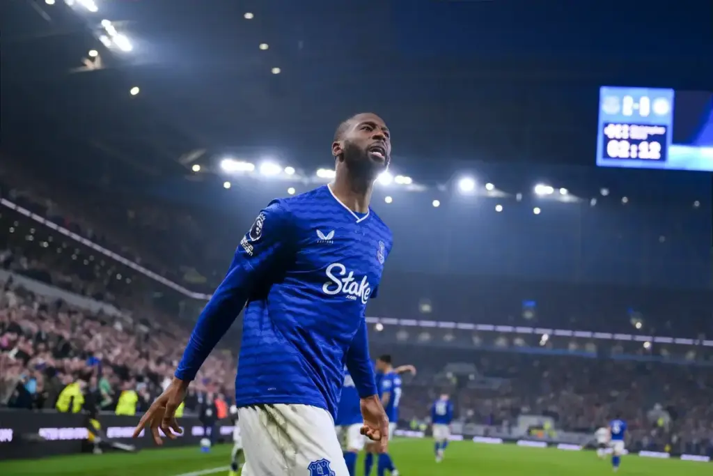 Beto shines as Everton thrash Chelsea with massive win at Hill Dickinson
