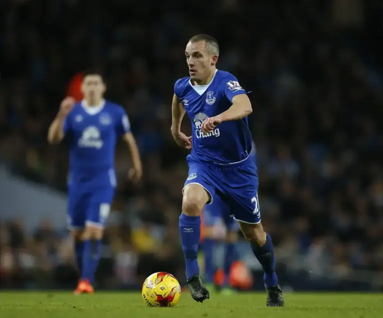 ‘I failed the medical at Everton’, Sean Davis regrets move that paved way for Leon Osman