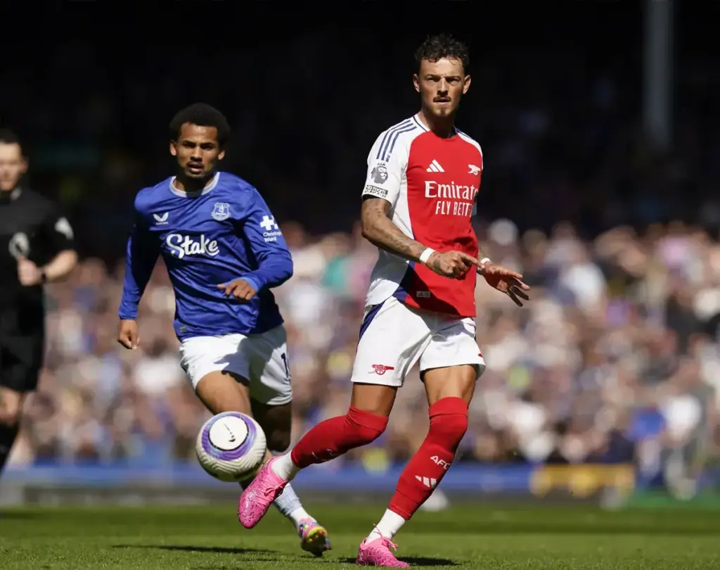 Everton transfer news: Toffees should consider Ben White and Rico Lewis