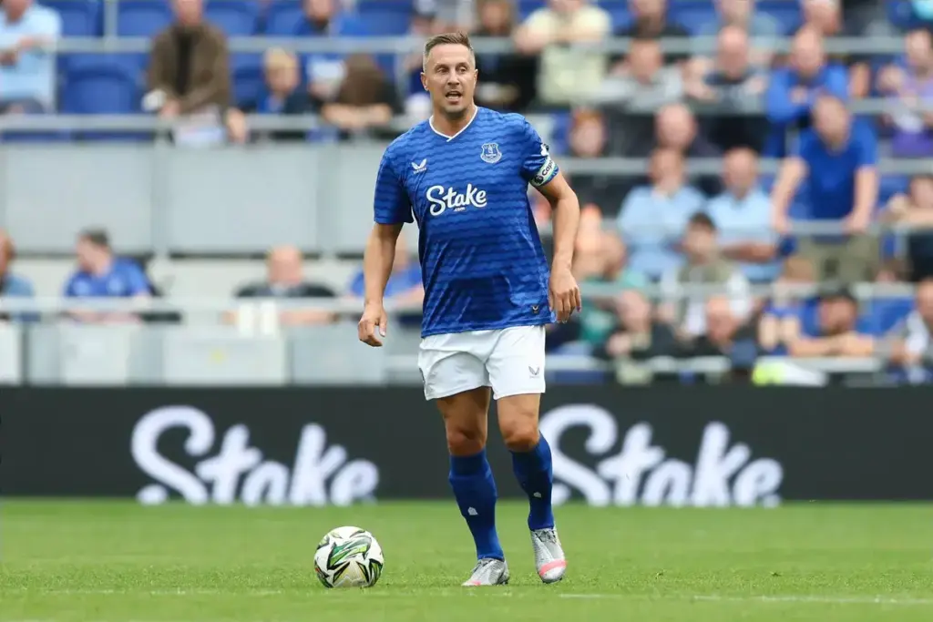 Phil Jagielka backs Everton midfielder for England World Cup spot due to his ‘versatility’