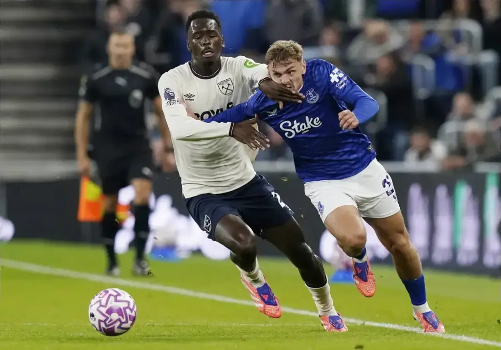Everton team news: Beto ruled out for concussion ahead of West Ham test