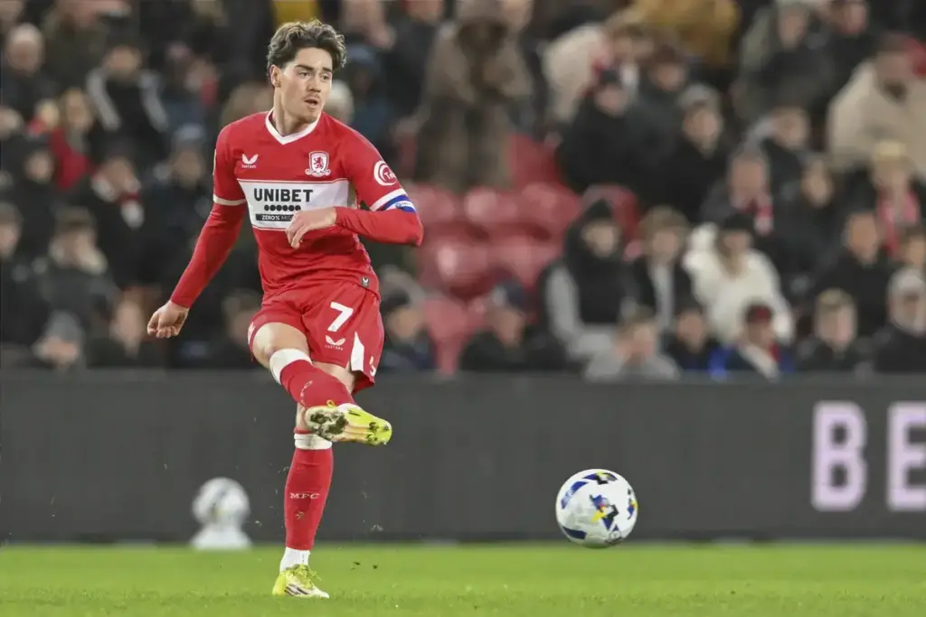 Everton lead the way for Championship star midfielder