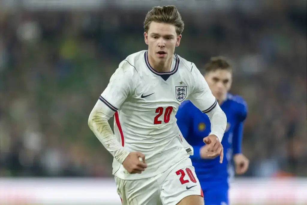 Tyler Dibling admits he has more freedom with England than at Everton