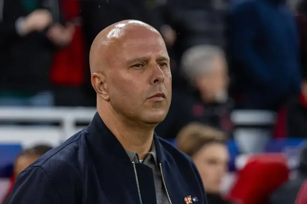 Arne Slot wary of ‘special’ first Hill Dickinson derby as Everton momentum builds