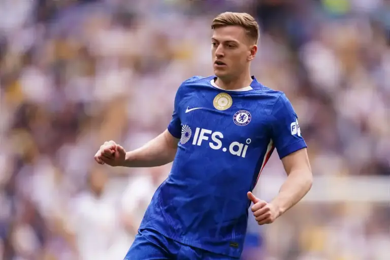 Everton consider striking trio: Delap, Castro and Parrott all in the frame