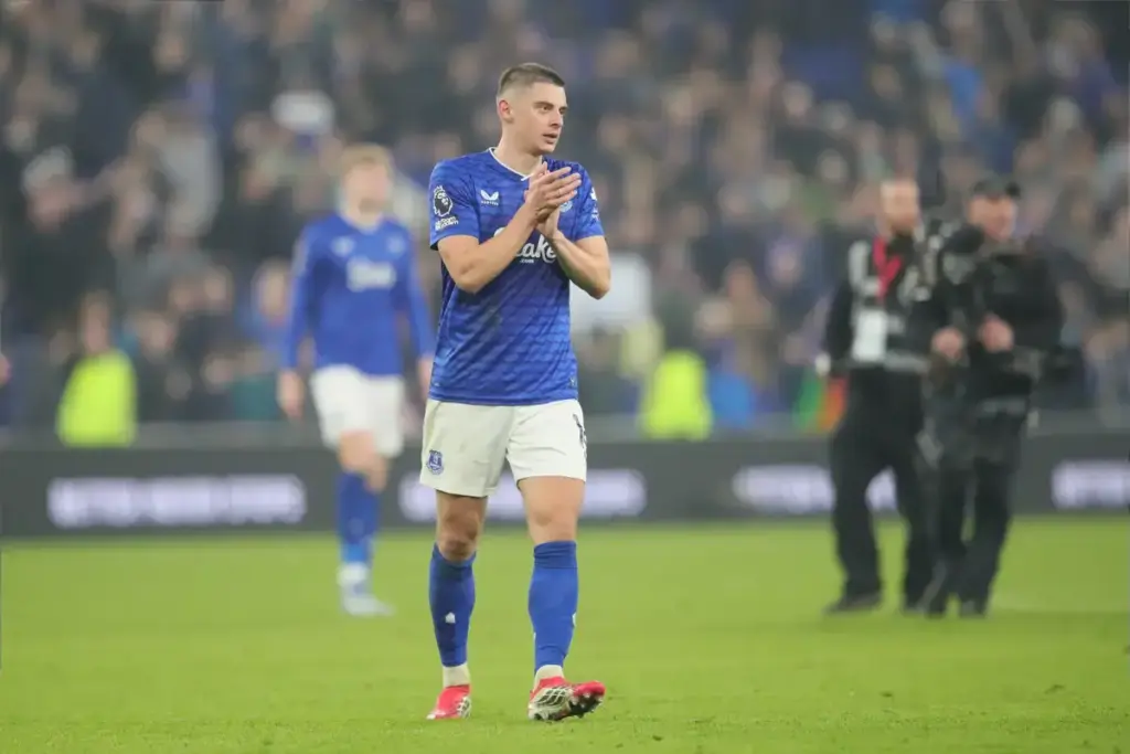 Mykolenko earning recognition after impressive Everton start
