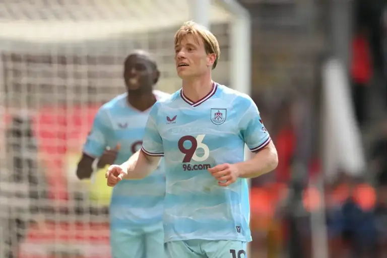 Everton offered chance to push for Premier League goalscorer