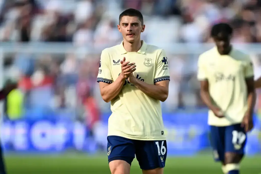 ‘Our small dream’, Vitalii Mykolenko says Everton can still reach Europe with three wins