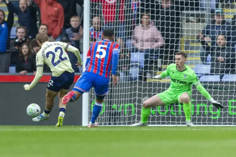 Everton defensive woes continue as stat emerges