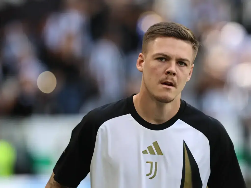 Everton eyeing colossal Swedish right back