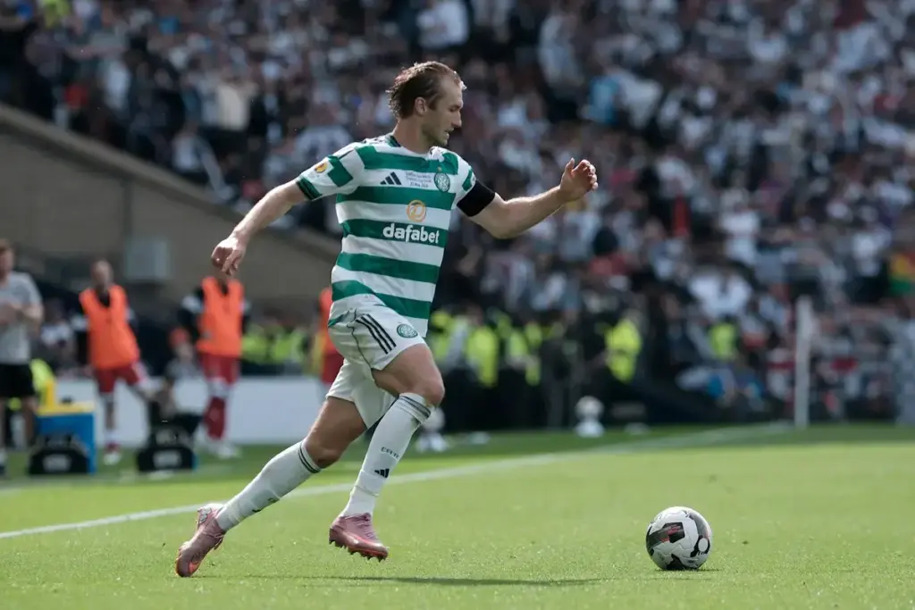 Everton transfer news: Blues backed to complete ‘smart’ raid for 21-goal Celtic striker