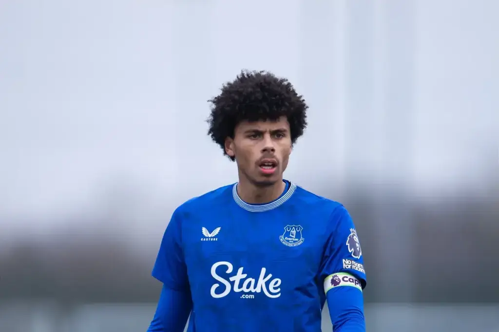 Reece Welch wanted by Horsens and Sheffield Wednesday after Everton departure