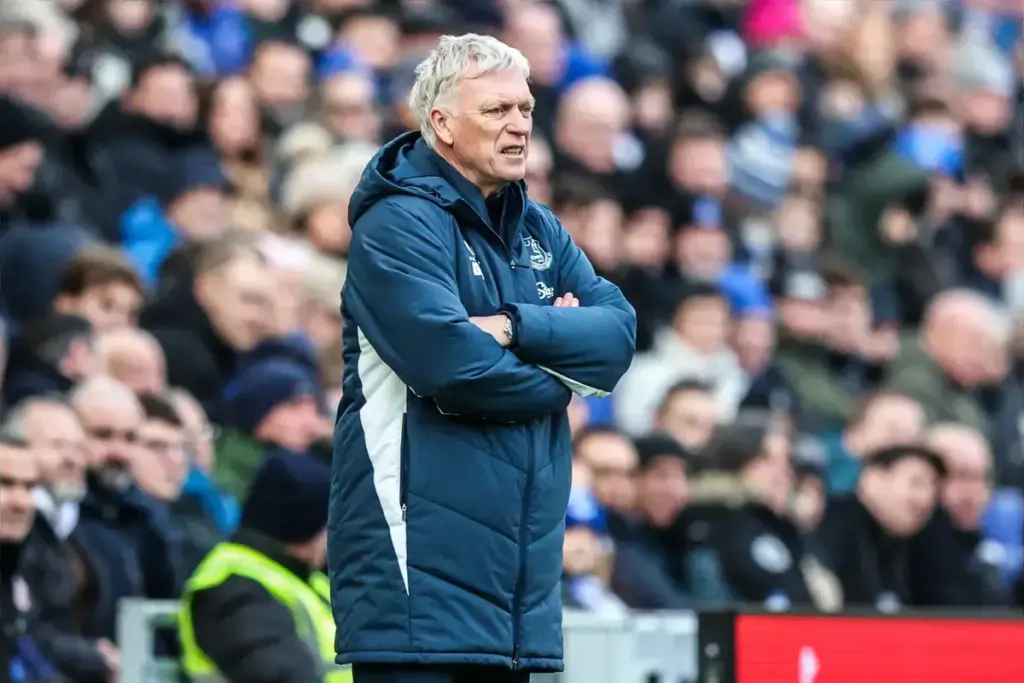 Moyes wants ambition. The Hackney stall suggests he may have to wait for it