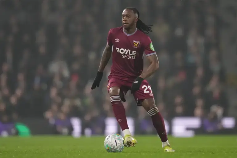 Everton’s Wan-Bissaka decision shows Moyes knows exactly what he wants