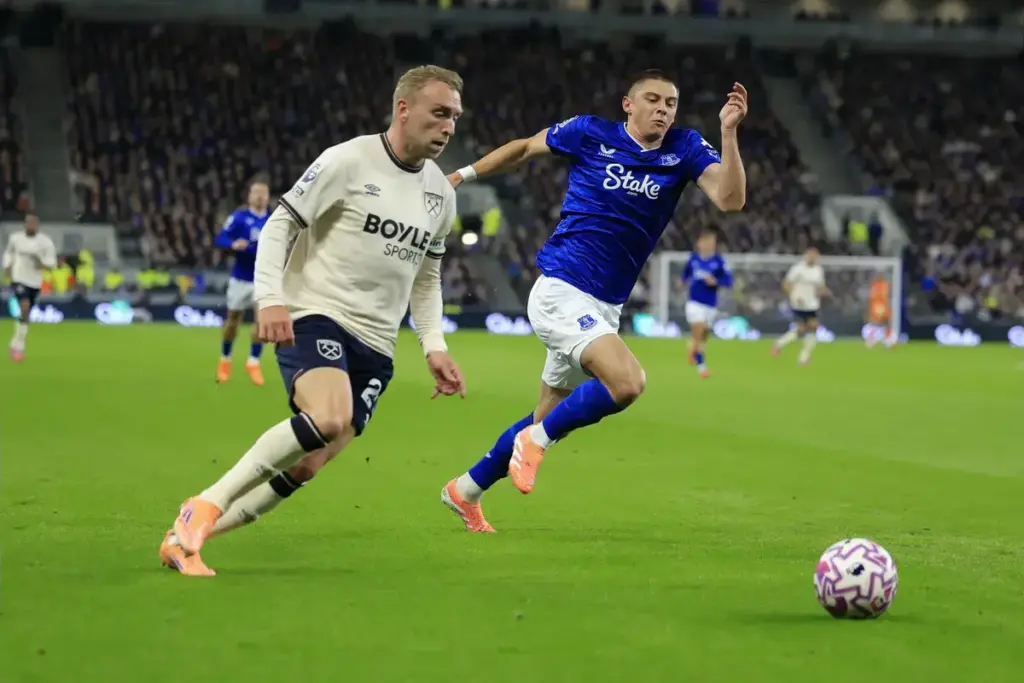 Blues make formal Jarrod Bowen move as David Moyes leads the chase