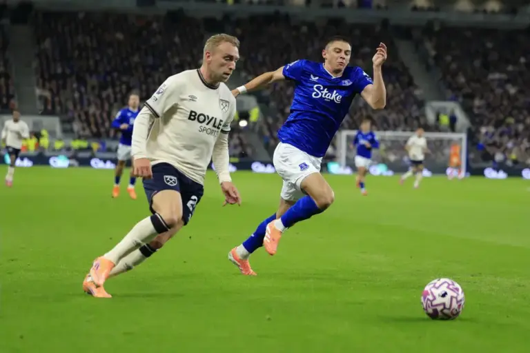Blues make formal Jarrod Bowen move as David Moyes leads the chase