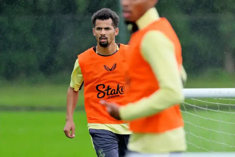 Everton have no intention of selling Iliman Ndiaye this summer
