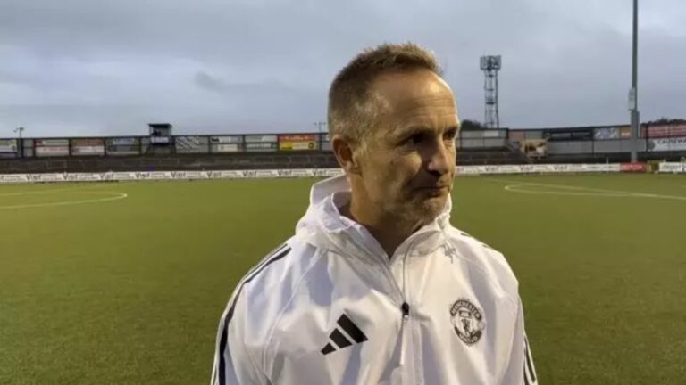 Report: Everton expected to appoint Man United academy coach Tom Curtis