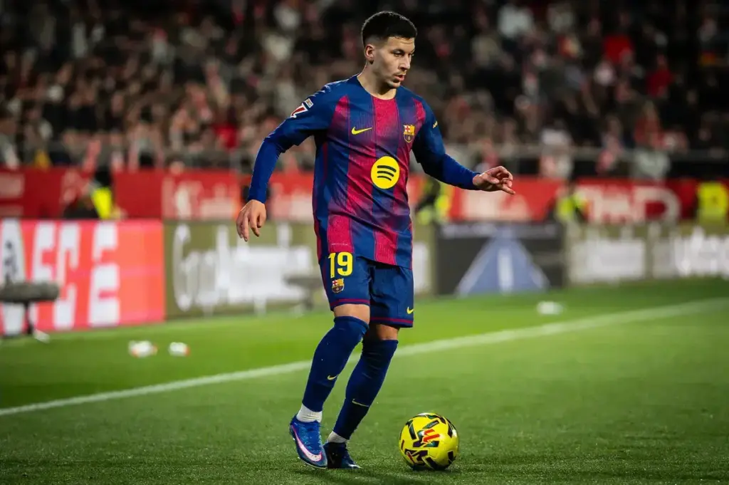 Toffees among clubs alerted as Barcelona prepare to sell highly-rated winger